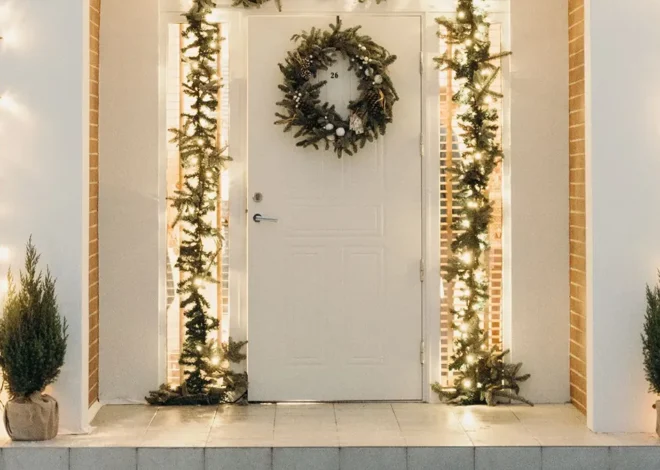 Christmas Front Porch Decor Ideas: 15 Looks, Any Budget